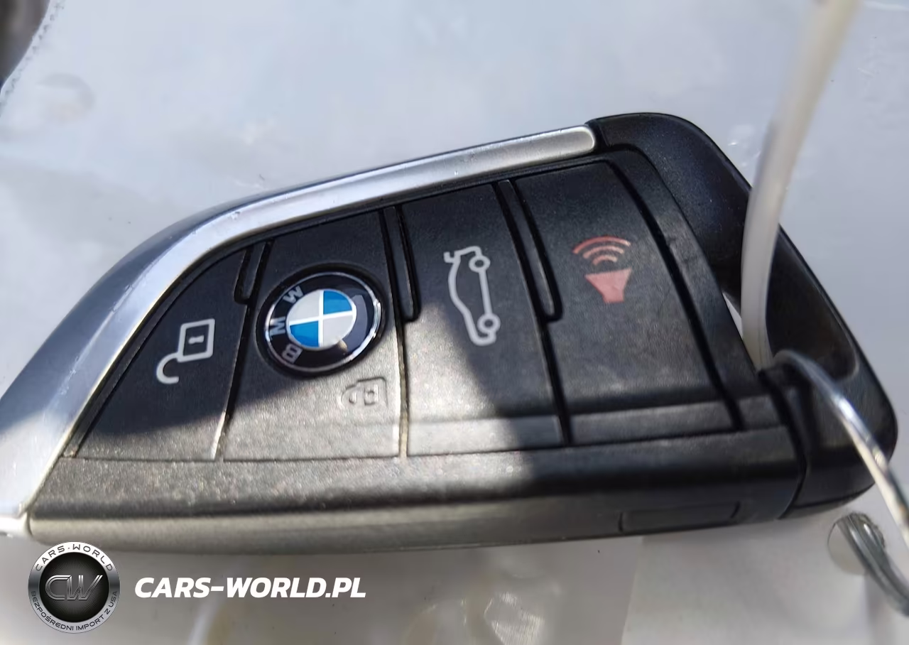 2018 BMW X3 xDrive30I VIN:5UXTR9C57JLD89025 - 11