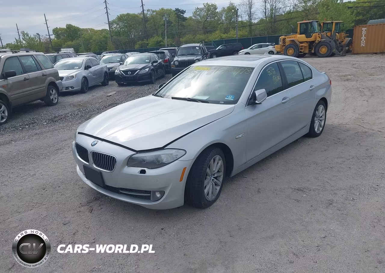 2013 BMW 528I xDrive VIN:WBAXH5C50DD107377 - 2