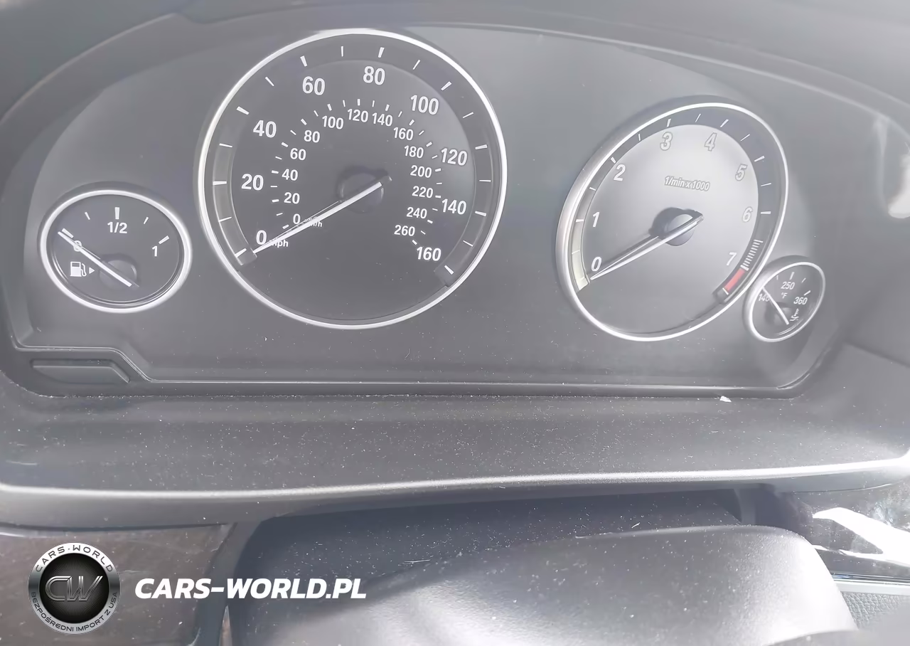 2013 BMW 528I xDrive VIN:WBAXH5C50DD107377 - 7