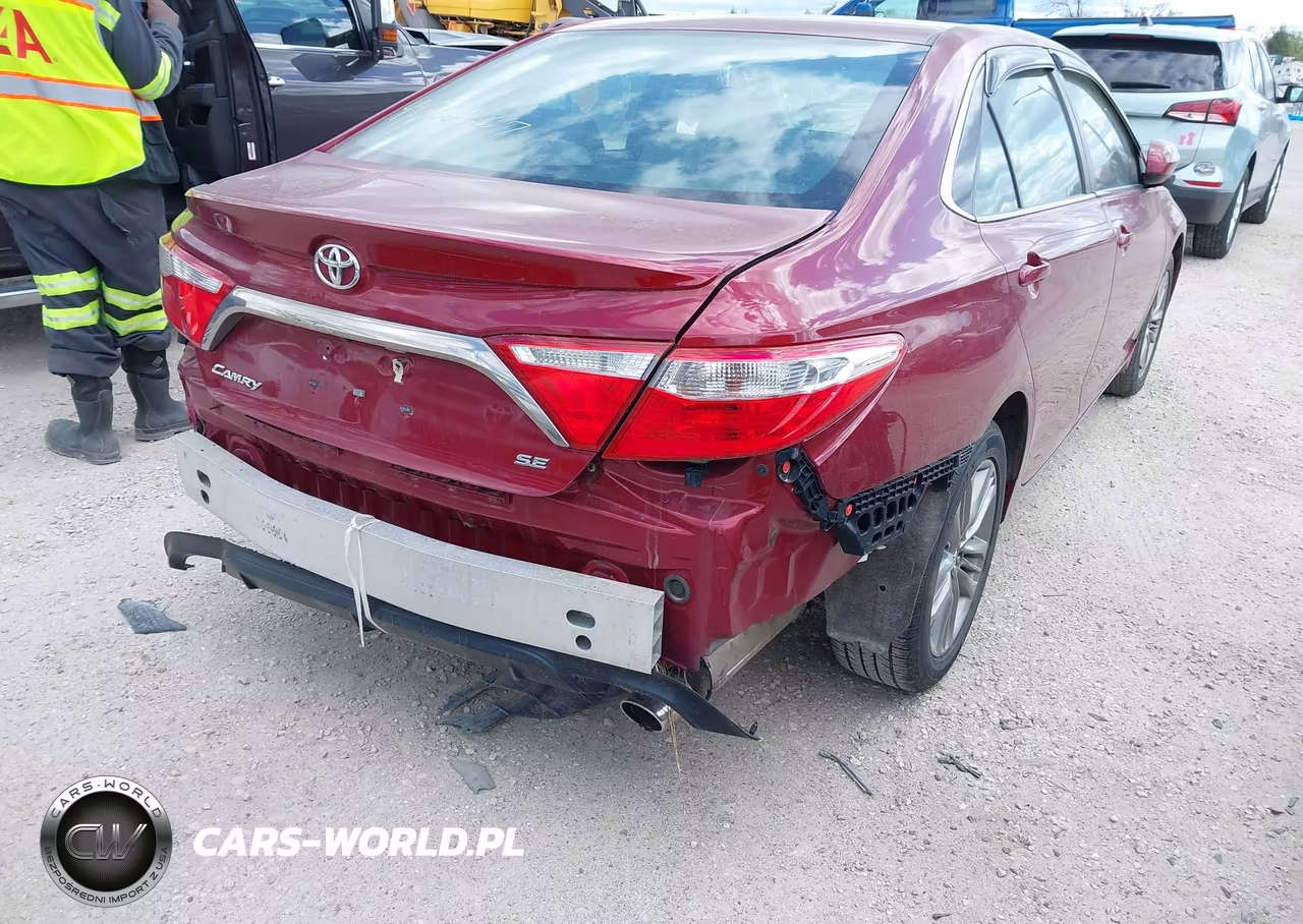 2017 Toyota Camry Se VIN:4T1BF1FK3HU727686 - 4