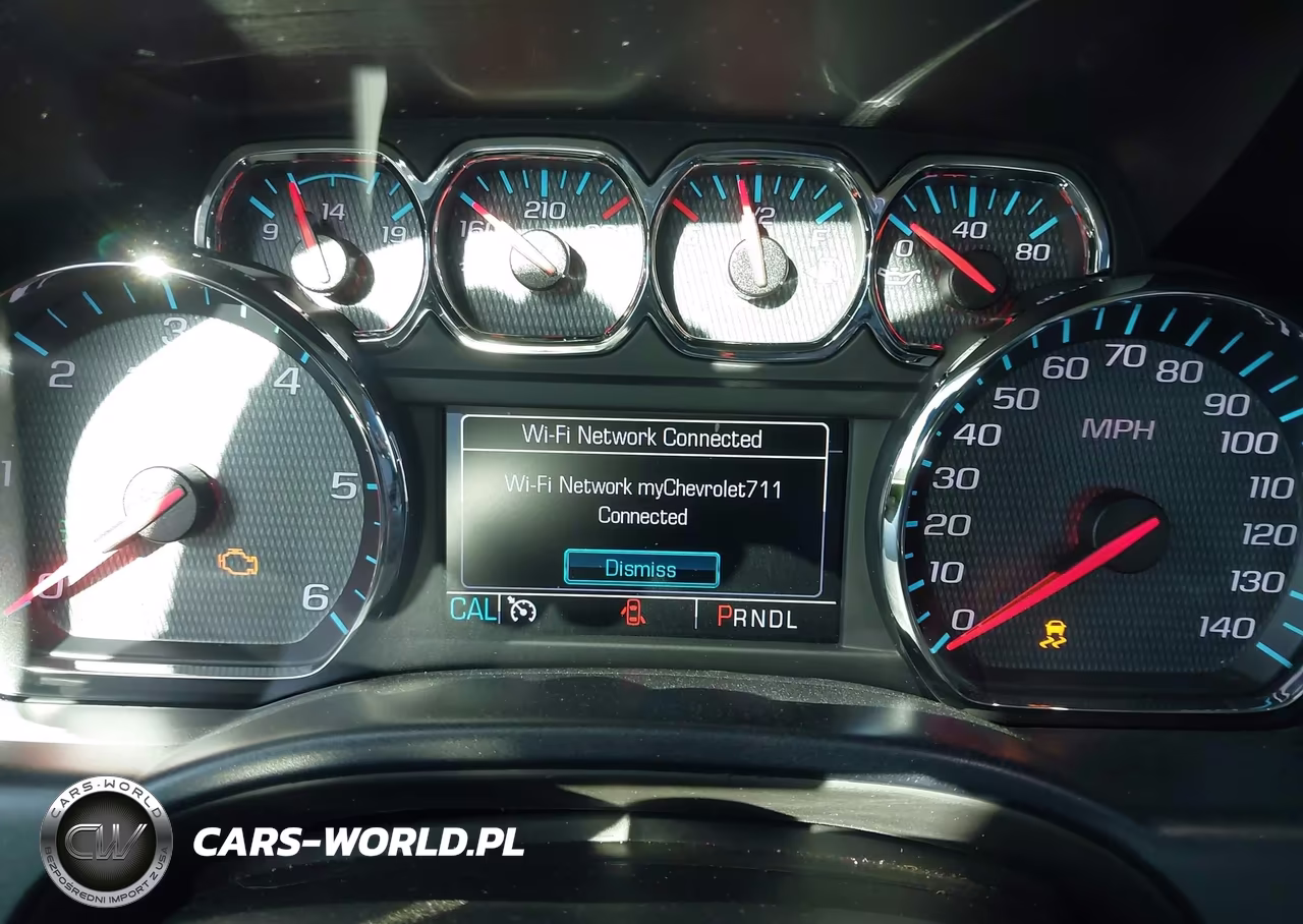 2018 Chevrolet Silverado 1500 2Lt VIN:3GCUKREC3JG630336 - 7