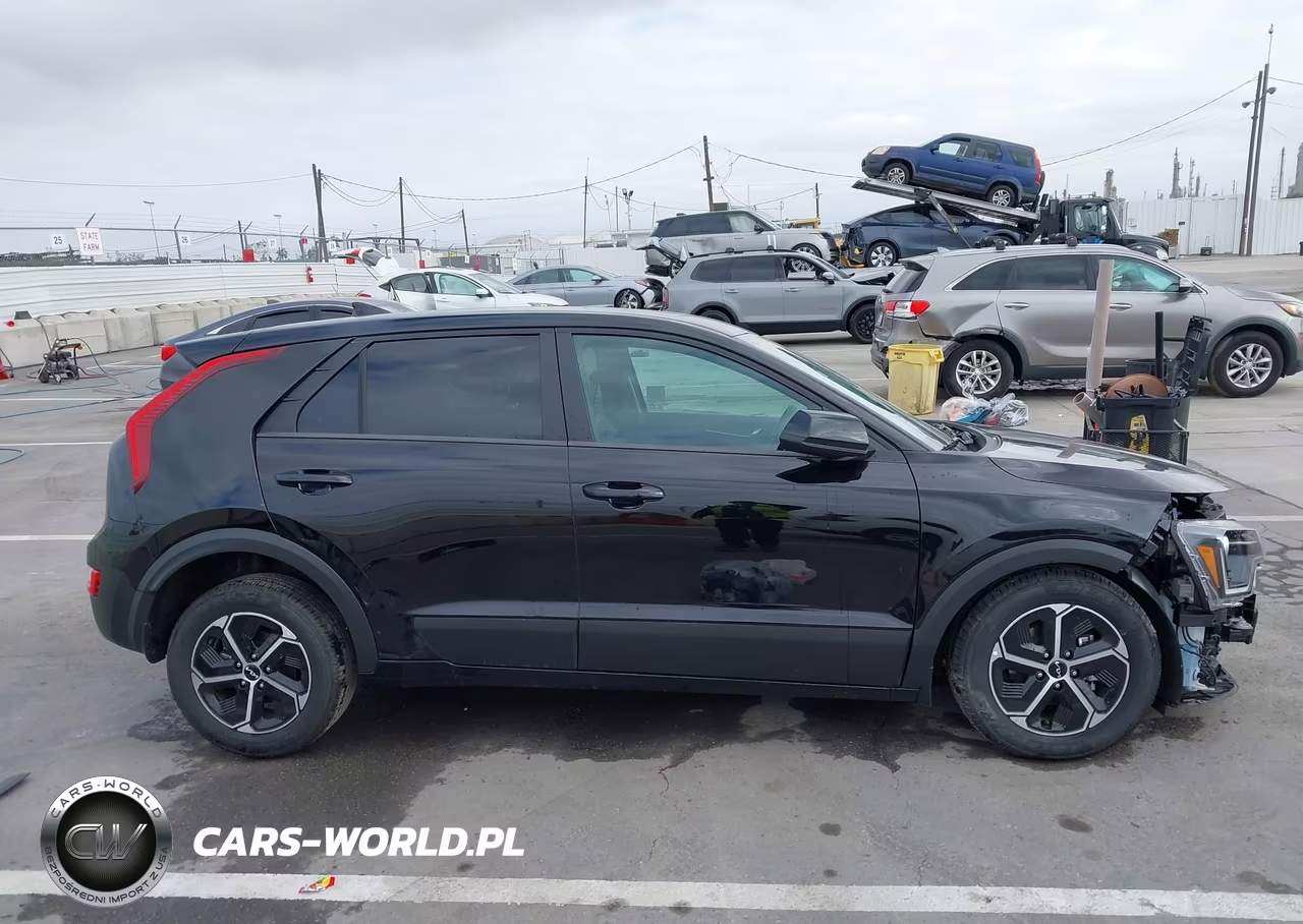 2025 Kia Niro Lx VIN:KNDCP3LE2S5234986 - 14