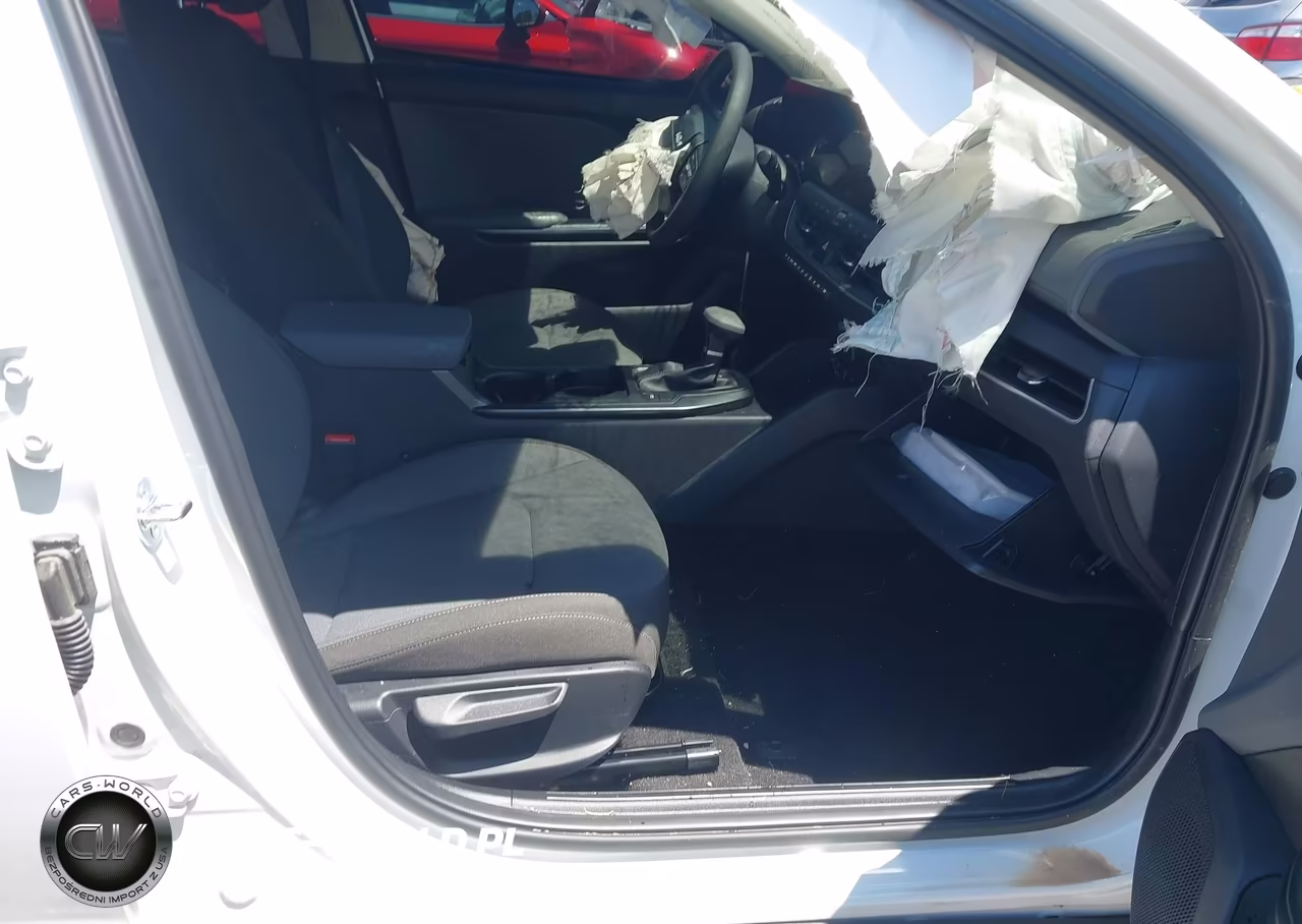 2026 Kia K4 Lxs VIN:3KPFT4DE5TE299589 - 5
