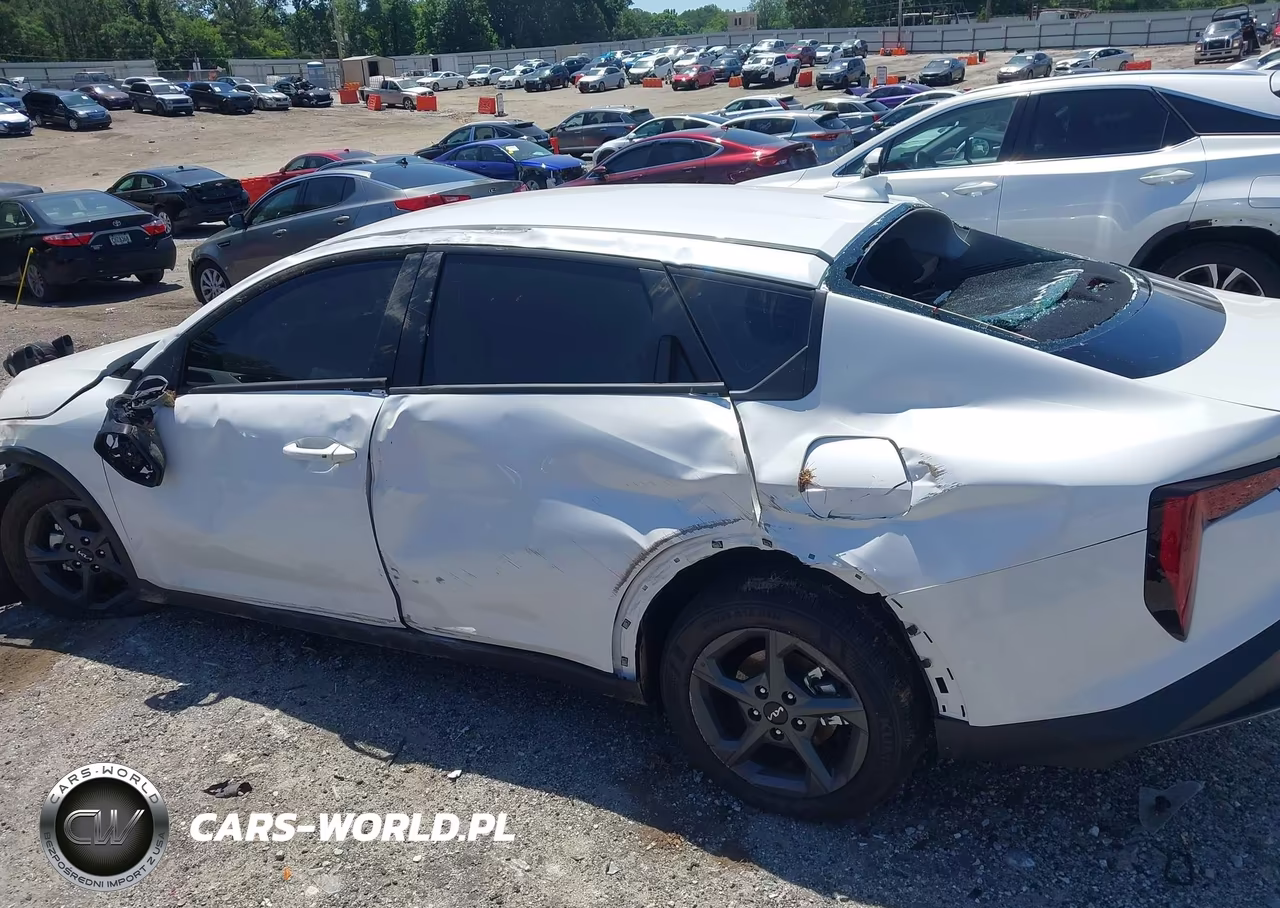 2026 Kia K4 Lxs VIN:3KPFT4DE5TE299589 - 6