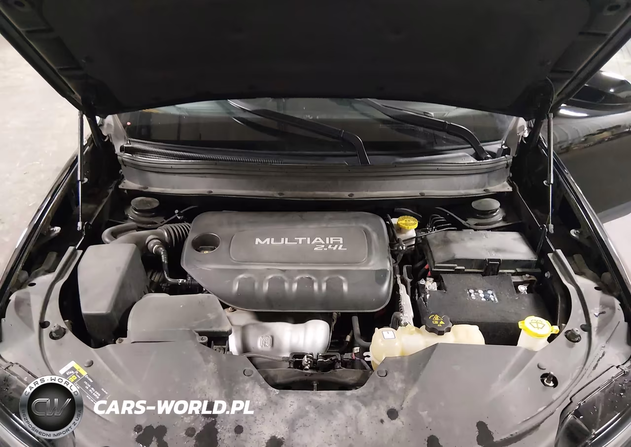 2019 Jeep Cherokee Latitude 4X4 VIN:1C4PJMCB4KD114160 - 10