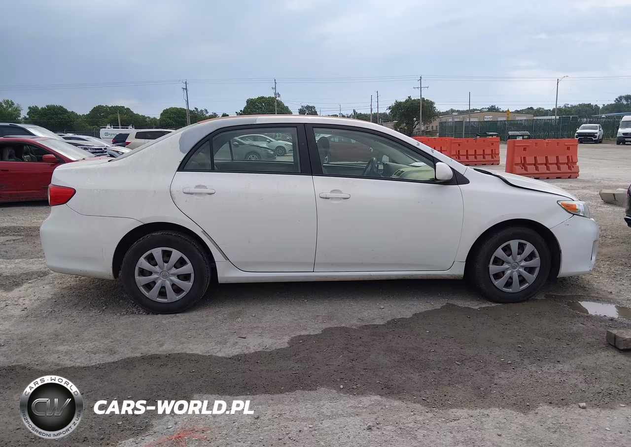 2011 Toyota Corolla Le VIN:JTDBU4EE5BJ102383 - 13