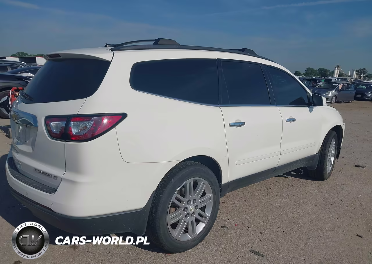 2015 Chevrolet Traverse 1Lt VIN:1GNKRGKD1FJ326875 - 4