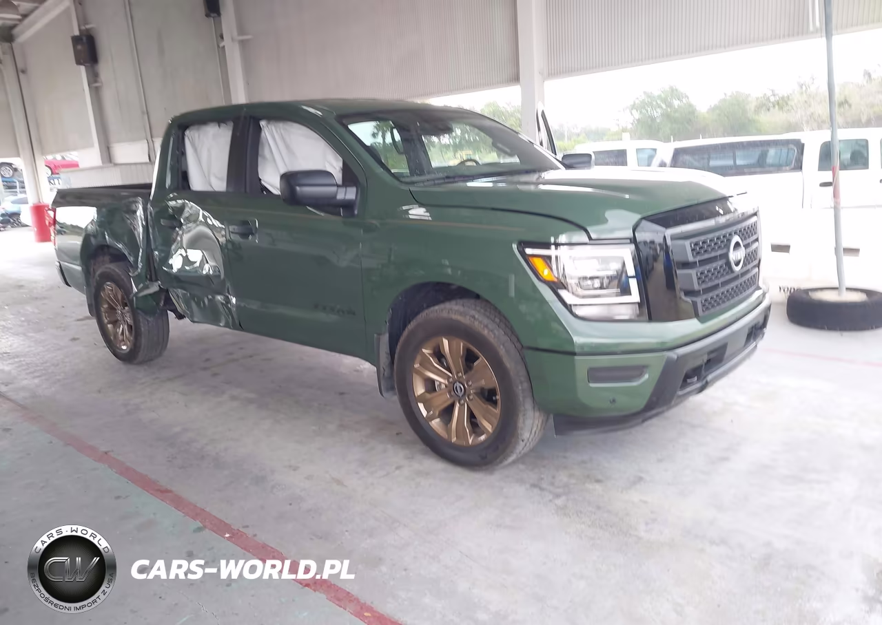 2024 Nissan Titan Sv 4X4