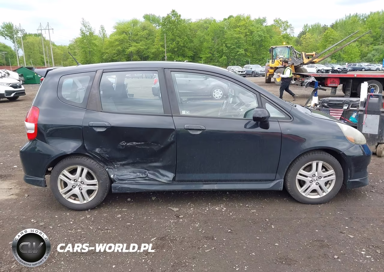 2007 Honda Fit Sport VIN:JHMGD38637S018390 - 13