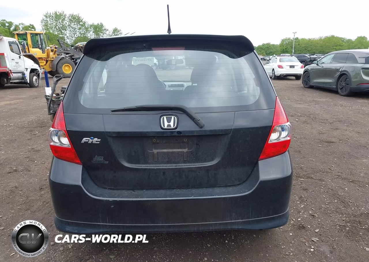 2007 Honda Fit Sport VIN:JHMGD38637S018390 - 16