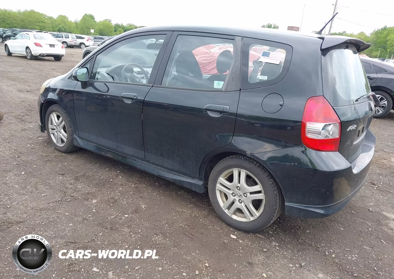 2007 Honda Fit Sport VIN:JHMGD38637S018390 - 3