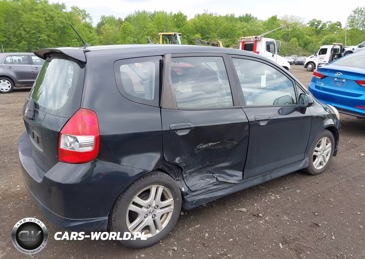 2007 Honda Fit Sport VIN:JHMGD38637S018390 - 6
