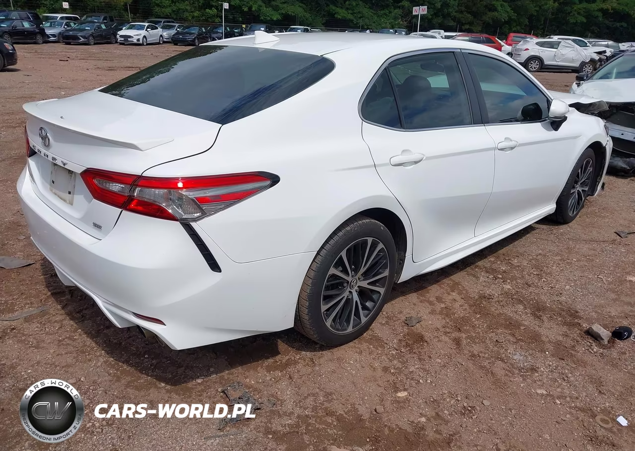 2019 Toyota Camry Se VIN:4T1B11HK6KU730455 - 4