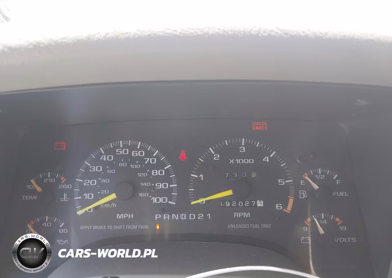 1996 GMC Jimmy VIN:1GKDT13WXT2542394 - 7