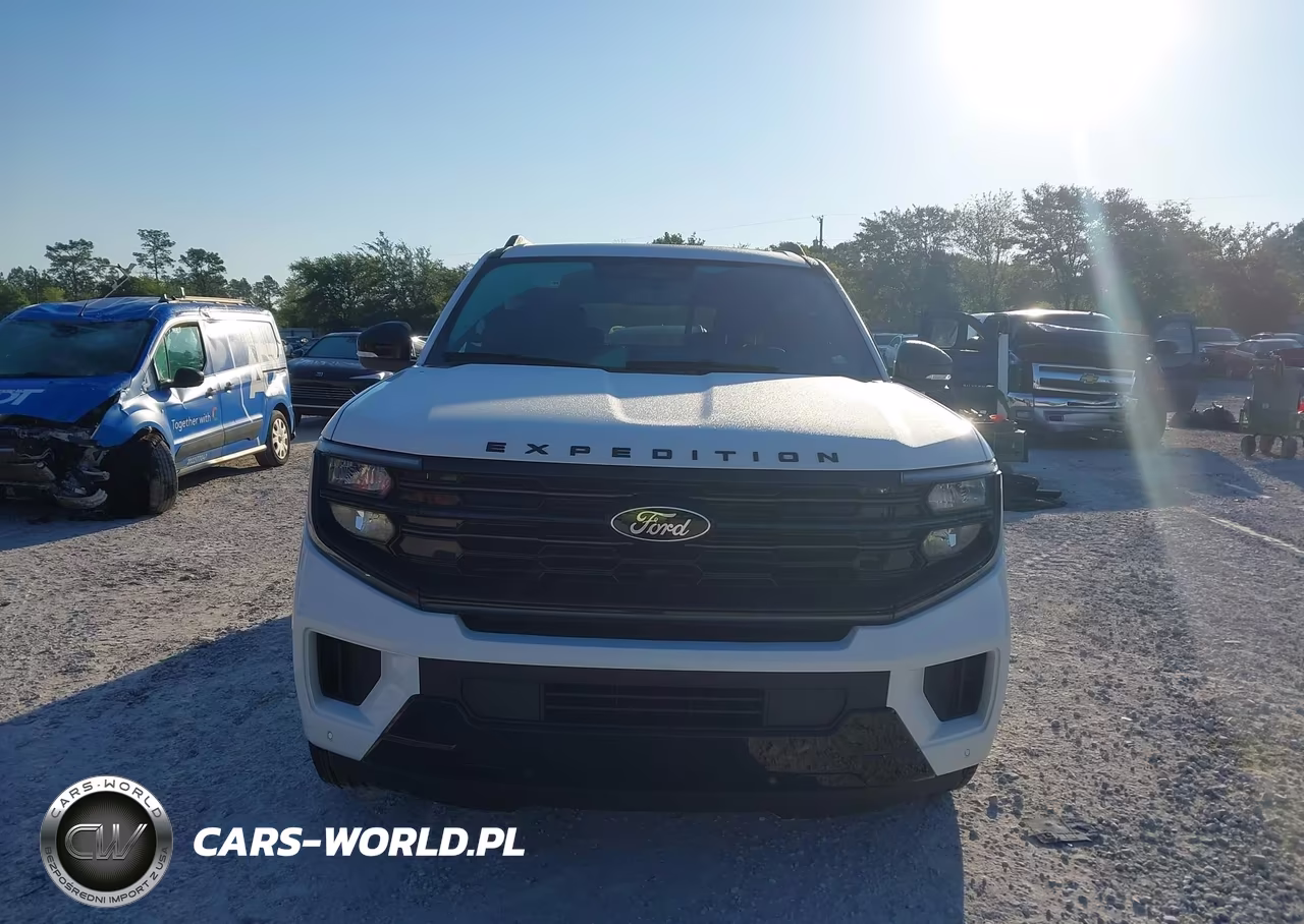 2025 Ford Expedition Platinum Max VIN:1FMJK1M86SEA73427 - 13