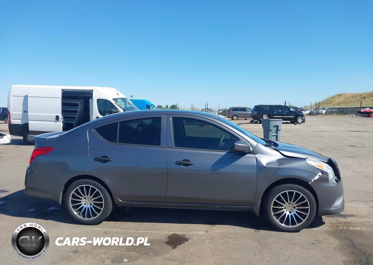 2018 Nissan Versa 1.6 S+ VIN:3N1CN7AP8JL807764 - 13