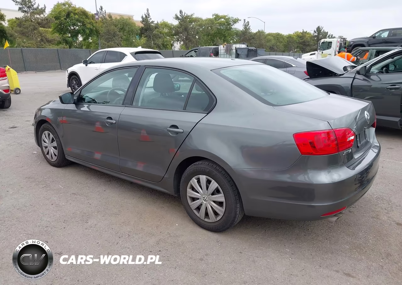 2013 Volkswagen Jetta 2.0L S VIN:3VW2K7AJ4DM411260 - 3