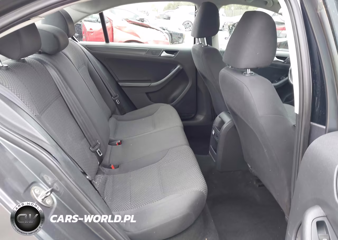 2013 Volkswagen Jetta 2.0L S VIN:3VW2K7AJ4DM411260 - 8