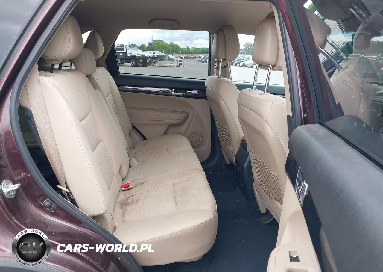 2012 Kia Sorento Lx VIN:5XYKTCA68CG256955 - 8