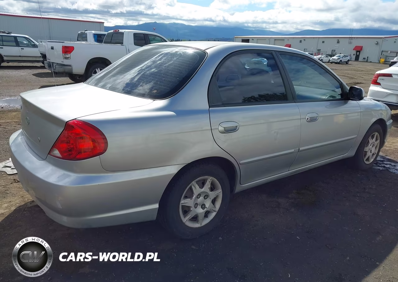 2004 Kia Spectra Ls VIN:KNAFB121X45318715 - 4