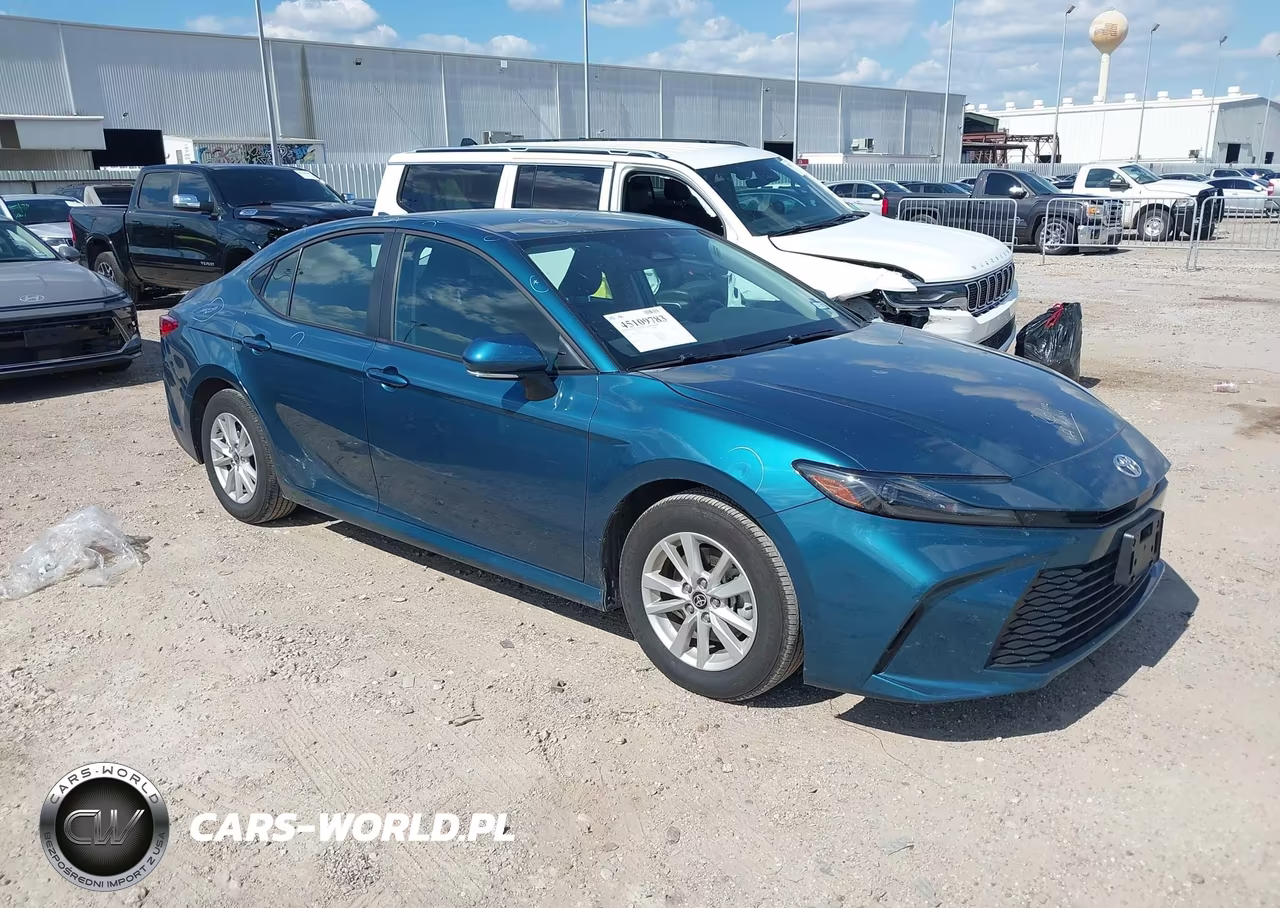 Główne zdjęcie 2025 Toyota Camry Le