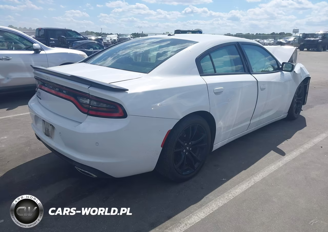 2018 Dodge Charger Sxt Rwd VIN:2C3CDXBG7JH319014 - 4