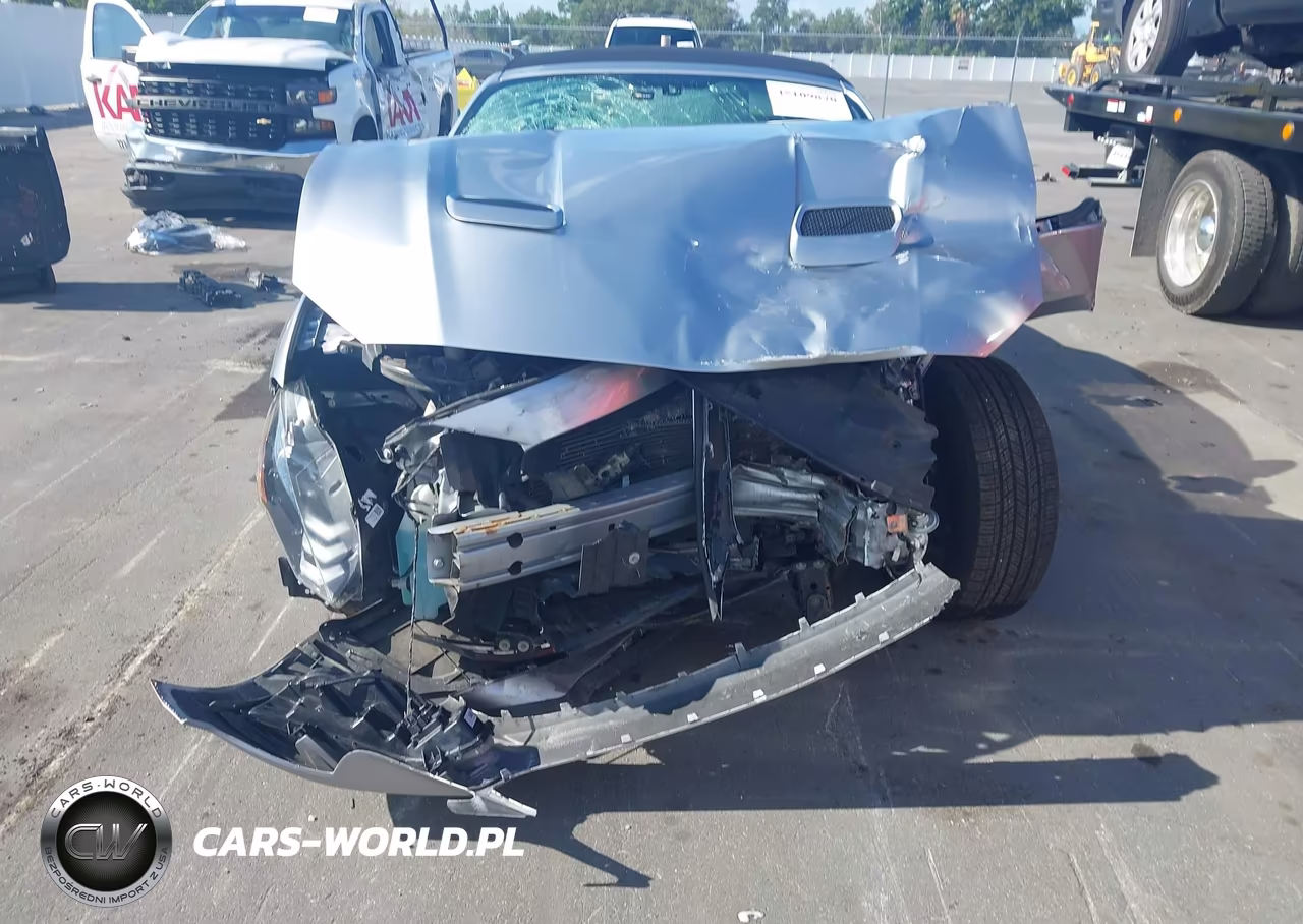 2020 Ford Mustang Ecoboost Premium VIN:1FATP8UH2L5121391 - 13