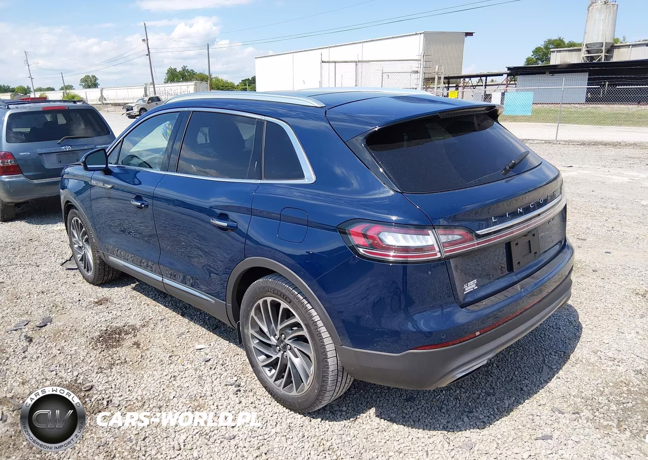 2020 Lincoln Nautilus Reserve VIN:2LMPJ6K91LBL13183 - 3