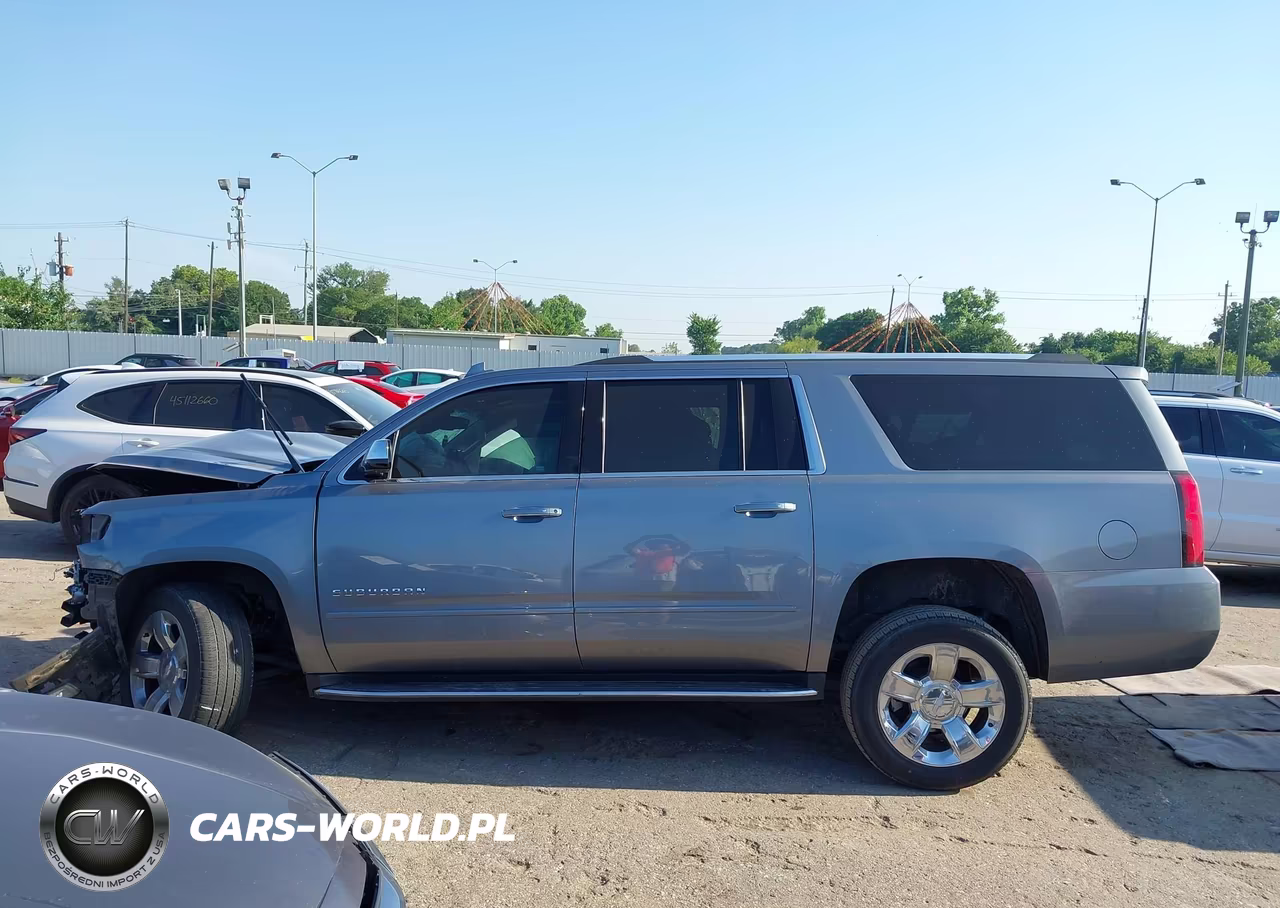 2019 Chevrolet Suburban Premier VIN:1GNSCJKC5KR259134 - 15