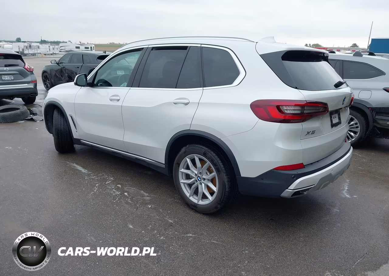 2022 BMW X5 xDrive40I VIN:5UXCR6C08N9M30829 - 3