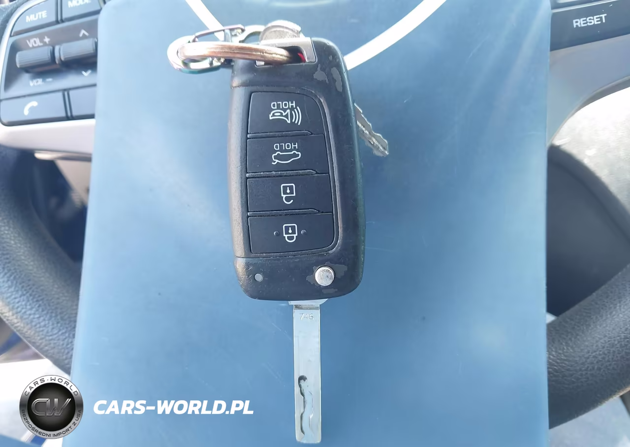 2019 Hyundai Accent Se VIN:3KPC24A36KE067977 - 11