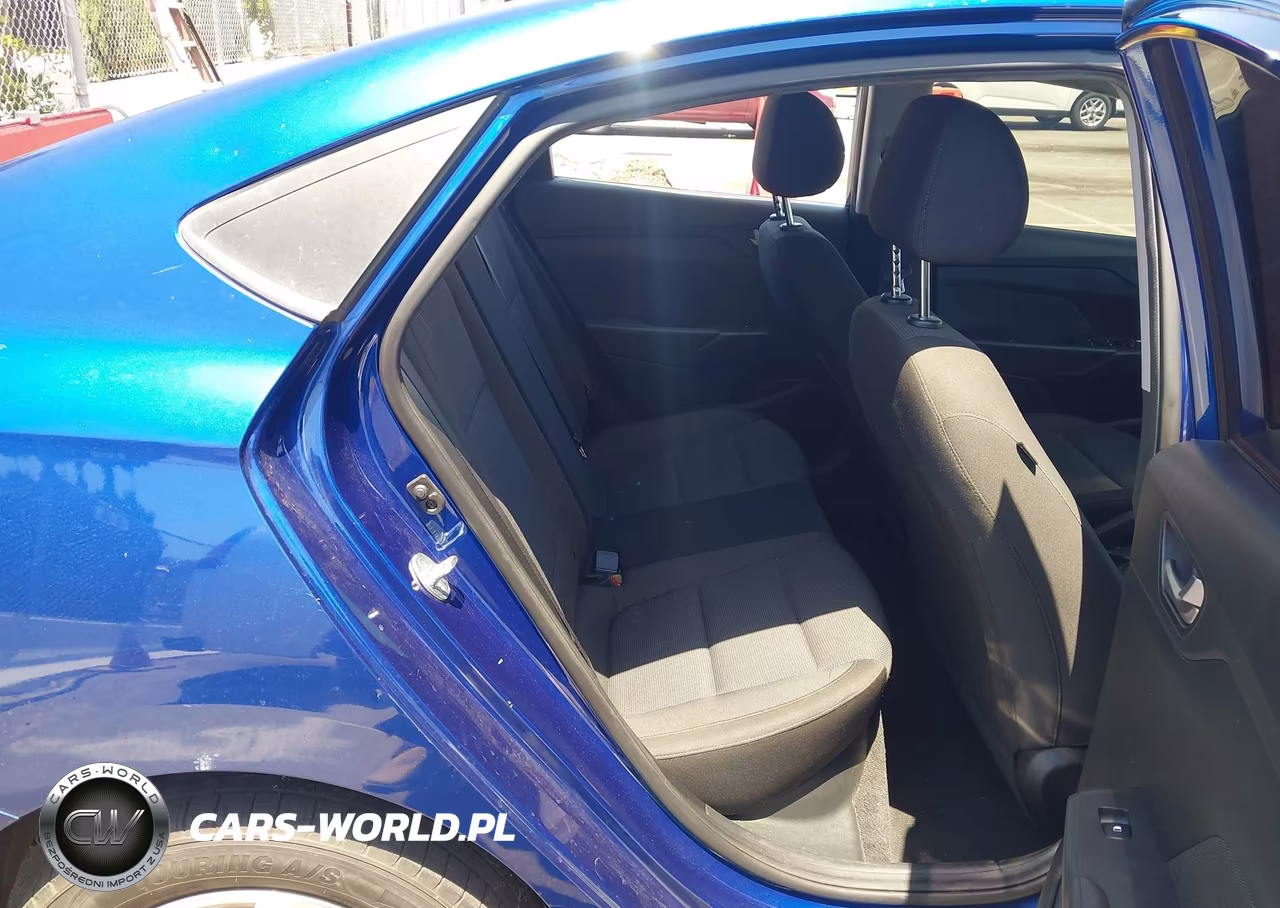2019 Hyundai Accent Se VIN:3KPC24A36KE067977 - 8