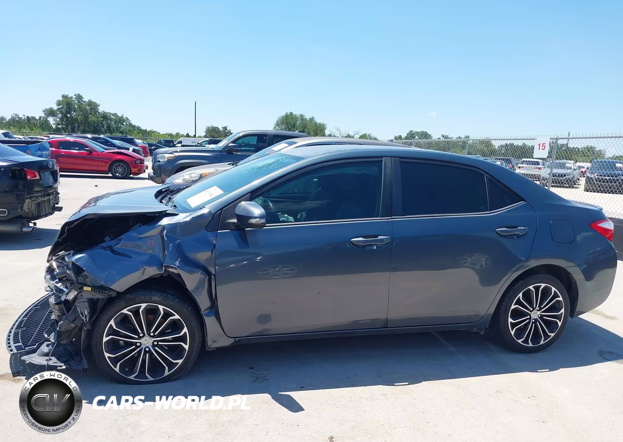 2015 Toyota Corolla S Plus VIN:5YFBURHE6FP267546 - 15