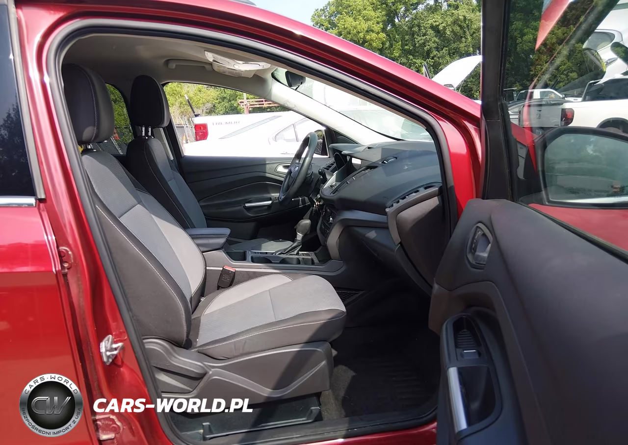 2017 Ford Escape Se VIN:1FMCU0GD0HUA81298 - 5