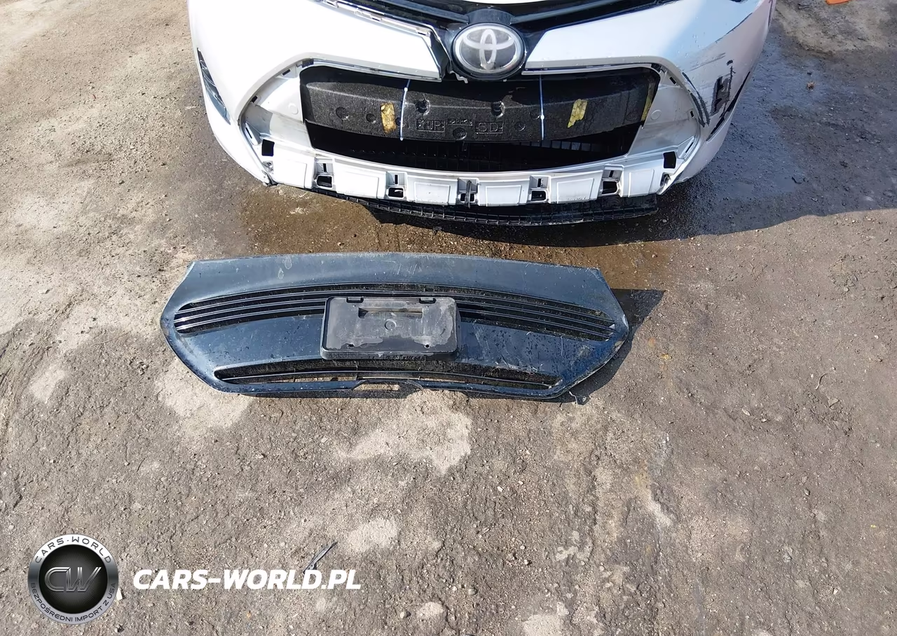 2017 Toyota Corolla Le VIN:2T1BURHE2HC962111 - 12