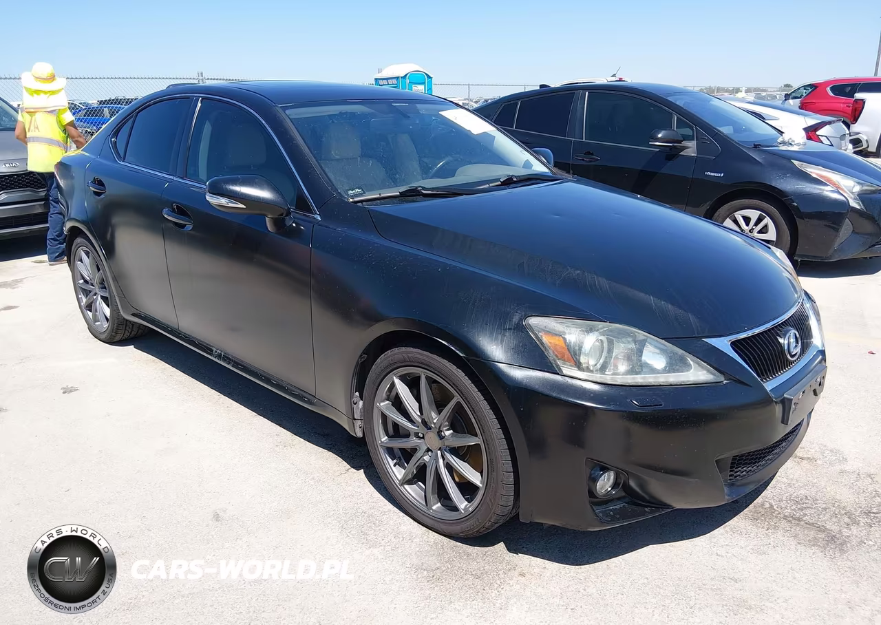 2011 Lexus Is 350 – zdjęcie 1 z 17