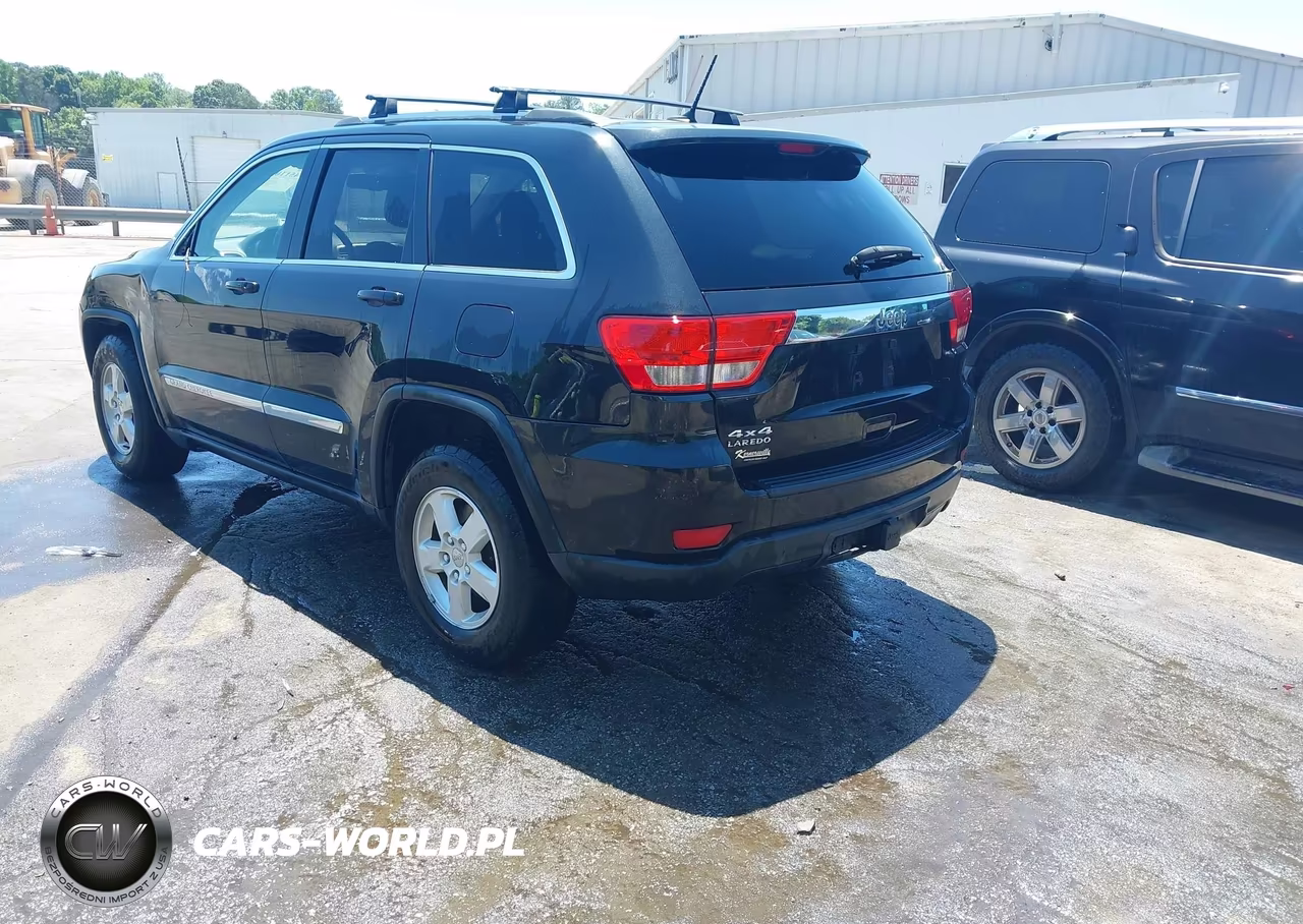 2013 Jeep Grand Cherokee Laredo VIN:1C4RJFAG7DC552876 - 3