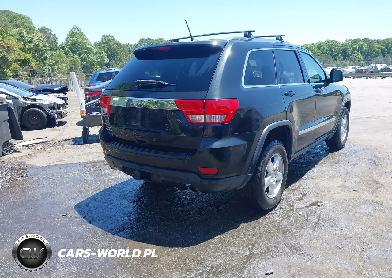 2013 Jeep Grand Cherokee Laredo VIN:1C4RJFAG7DC552876 - 4