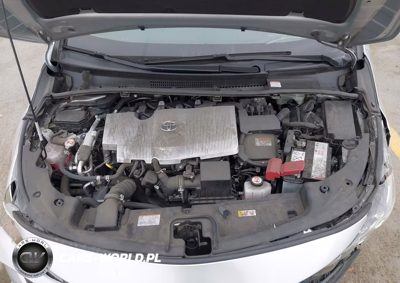 2021 Toyota Prius Prime Limited VIN:JTDKAMFP1M3187576 - 10