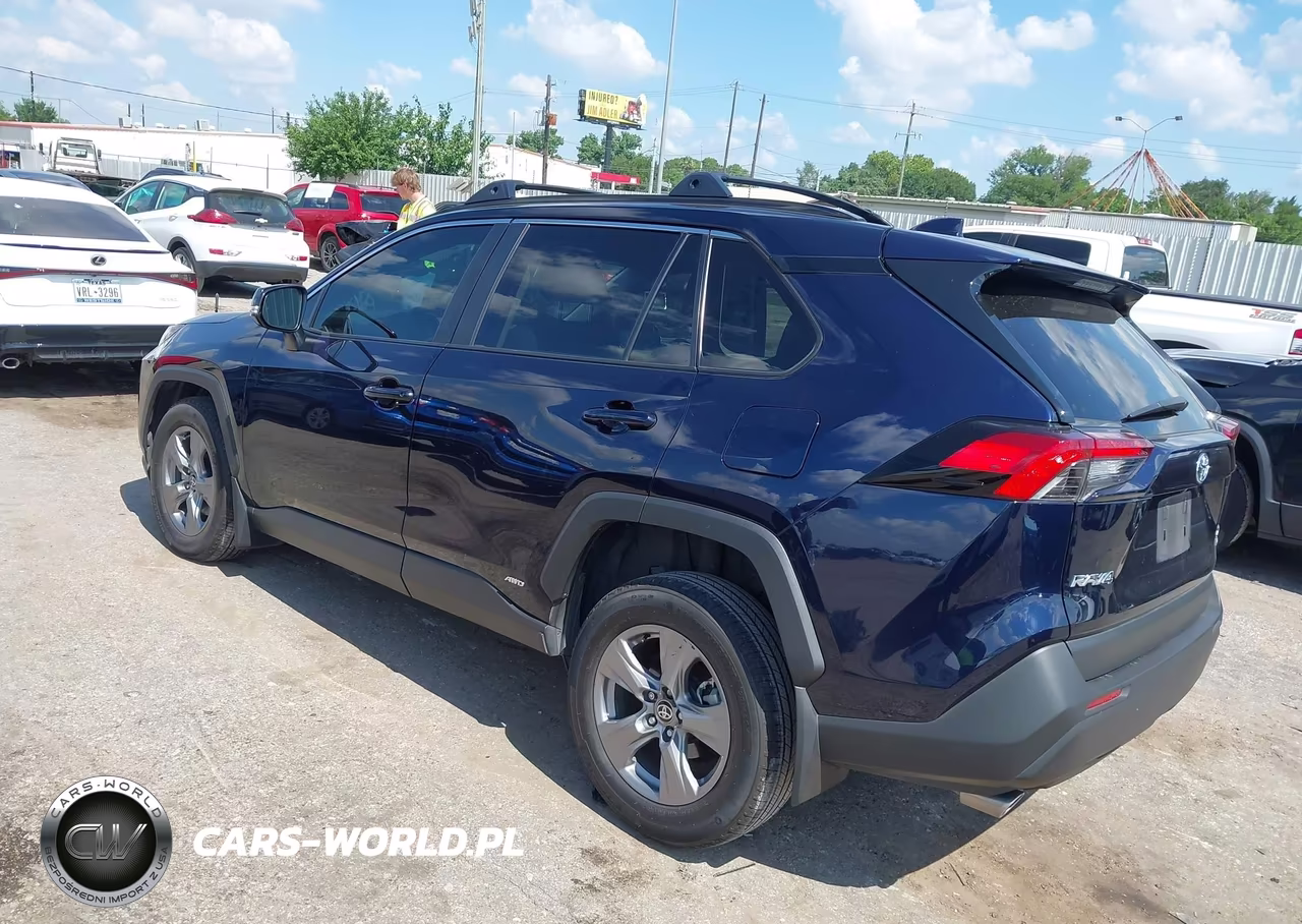 2024 Toyota Rav4 Hybrid Xle VIN:4T3RWRFV4RU129123 - 3
