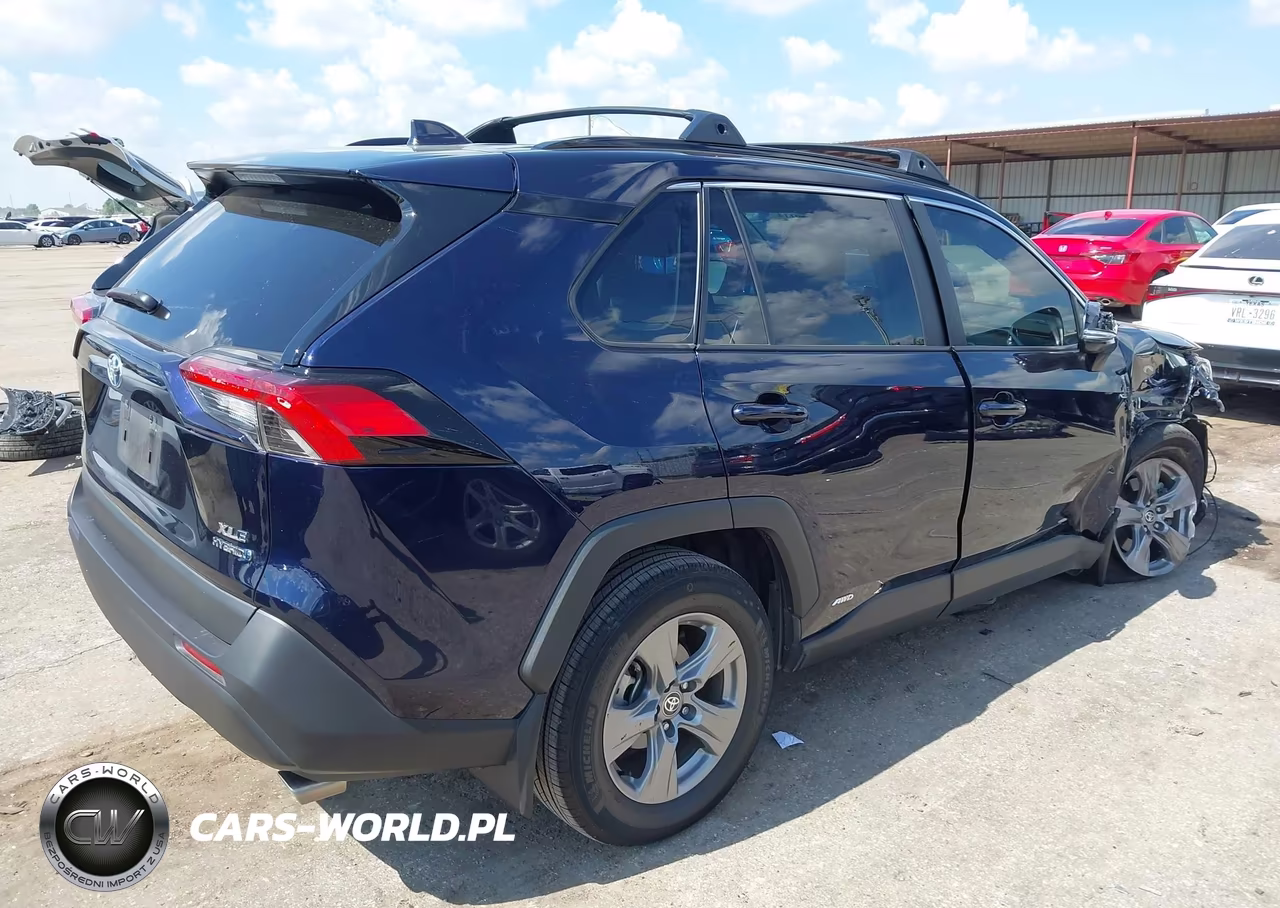 2024 Toyota Rav4 Hybrid Xle VIN:4T3RWRFV4RU129123 - 4