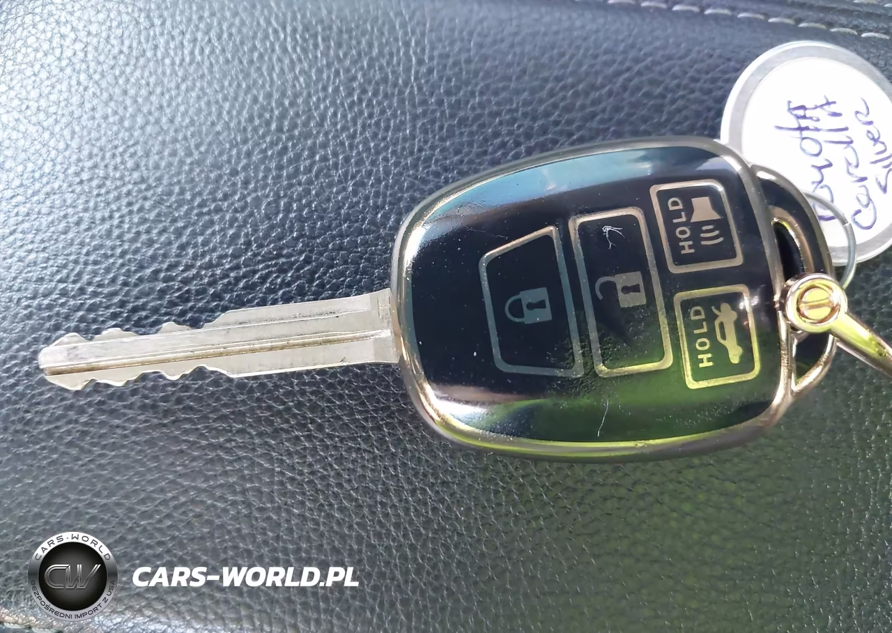 2015 Toyota Corolla S VIN:2T1BURHE6FC352273 - 11