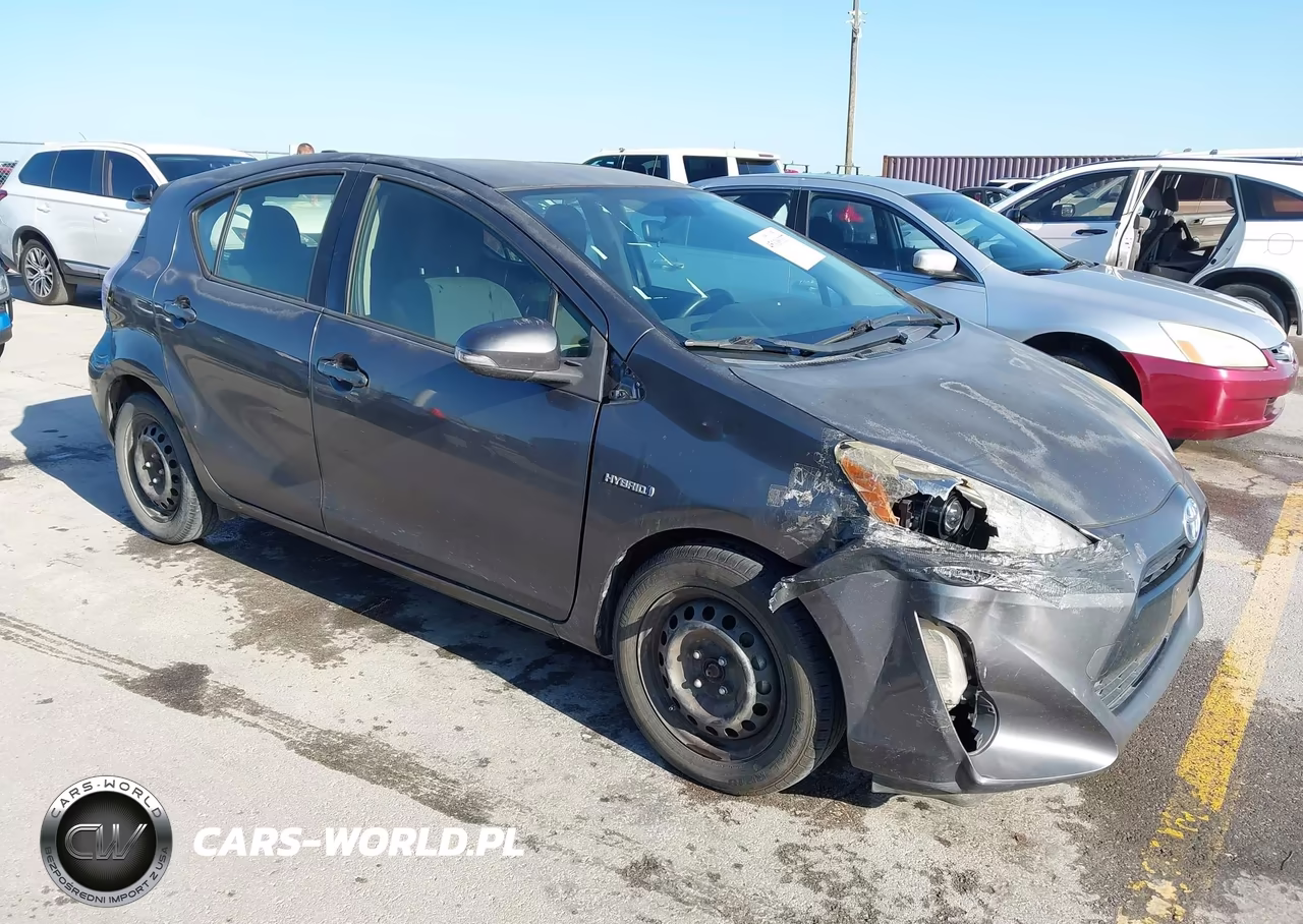 2015 Toyota Prius C Three