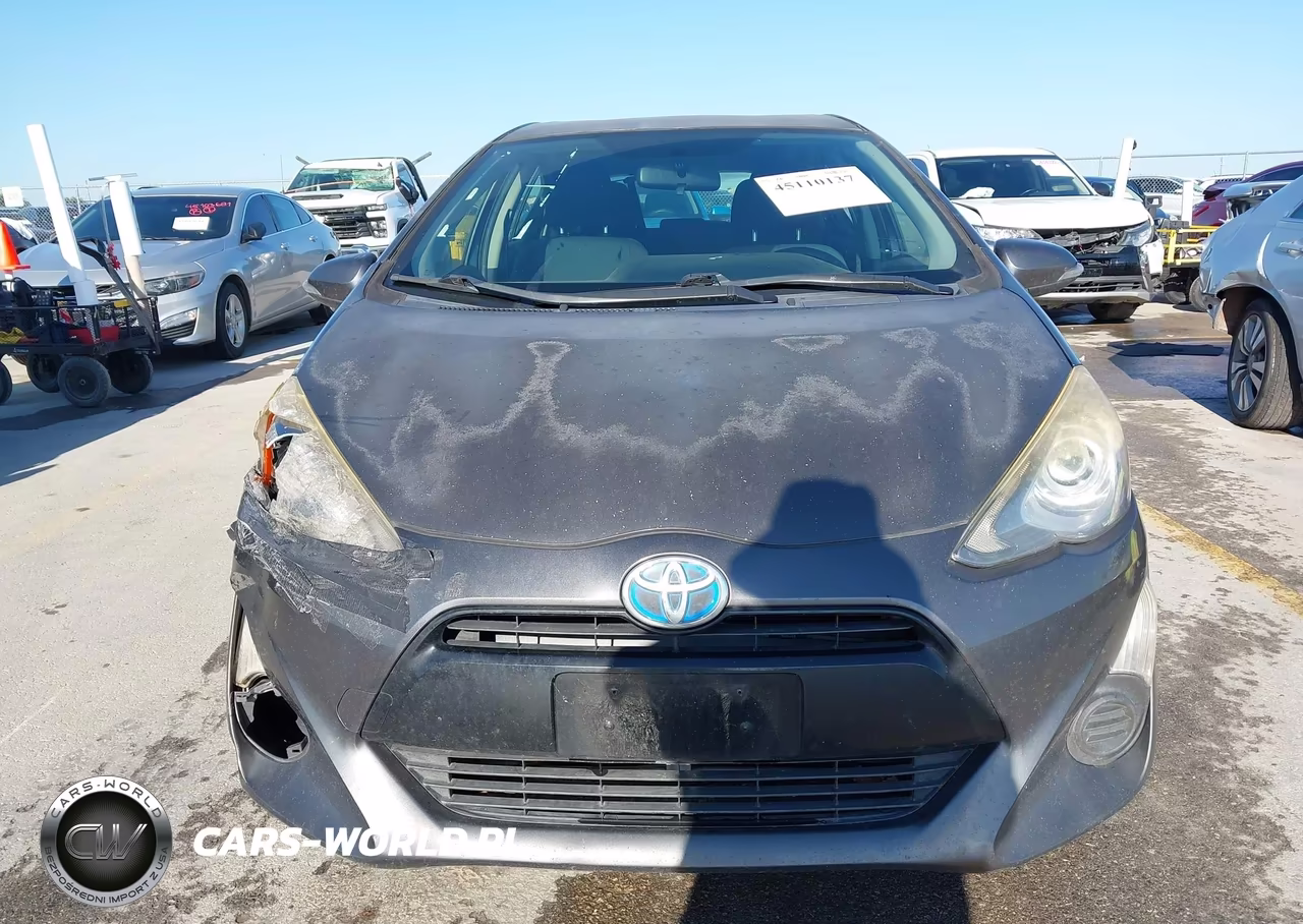 2015 Toyota Prius C Three VIN:JTDKDTB34F1586873 - 12