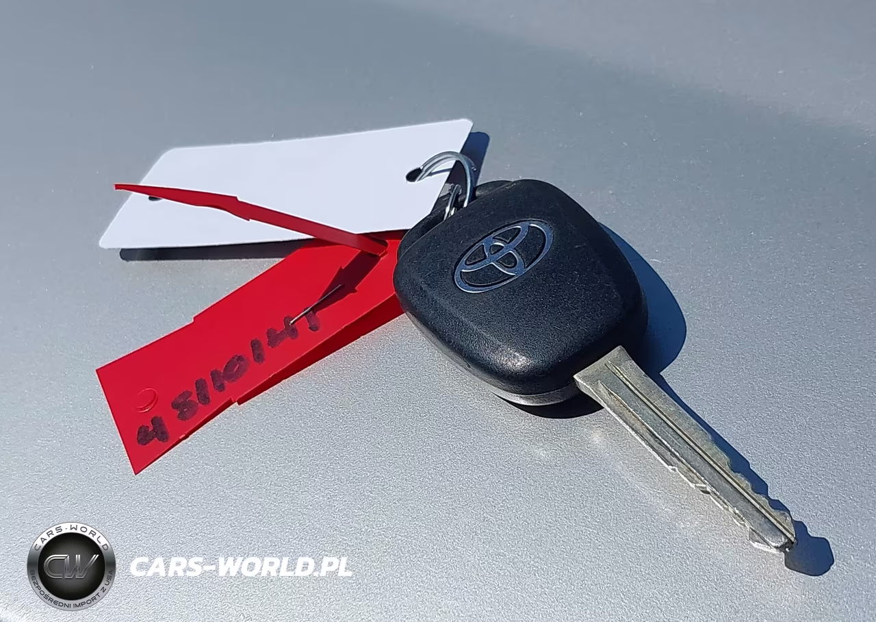 2018 Toyota Rav4 Xle VIN:2T3WFREVXJW464721 - 11
