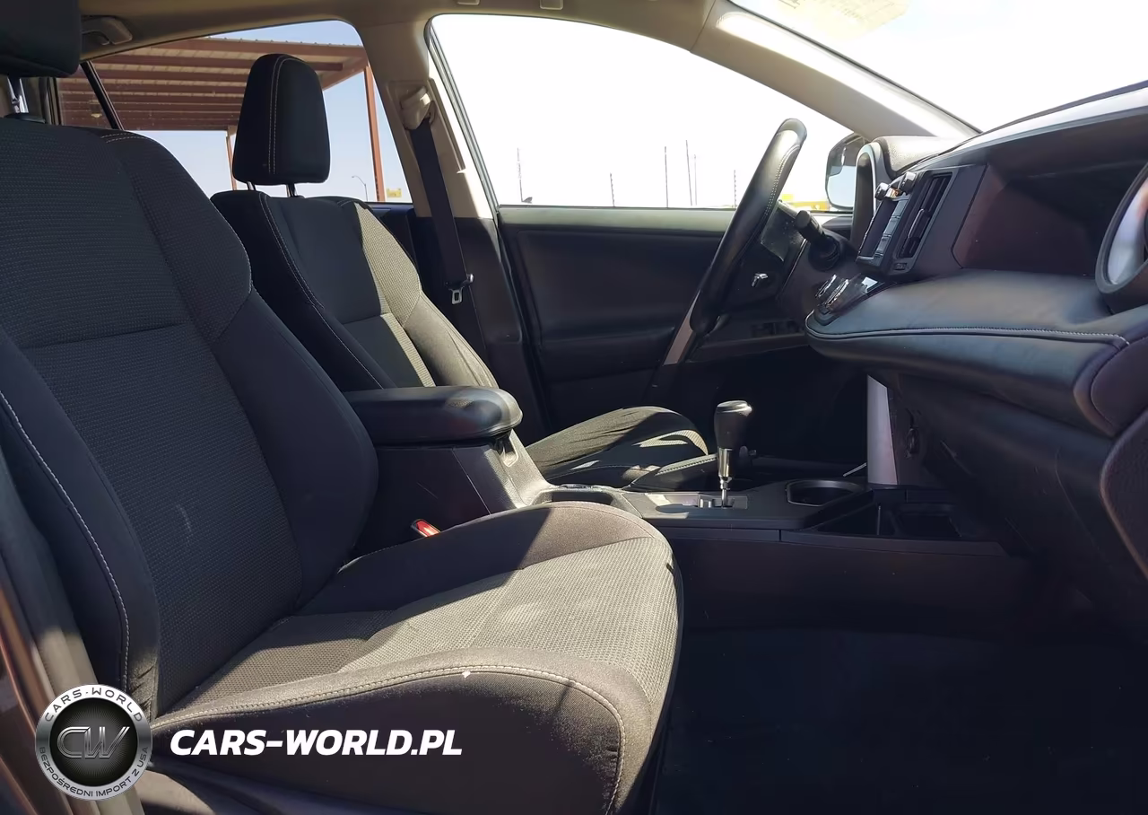 2018 Toyota Rav4 Xle VIN:2T3WFREVXJW464721 - 5