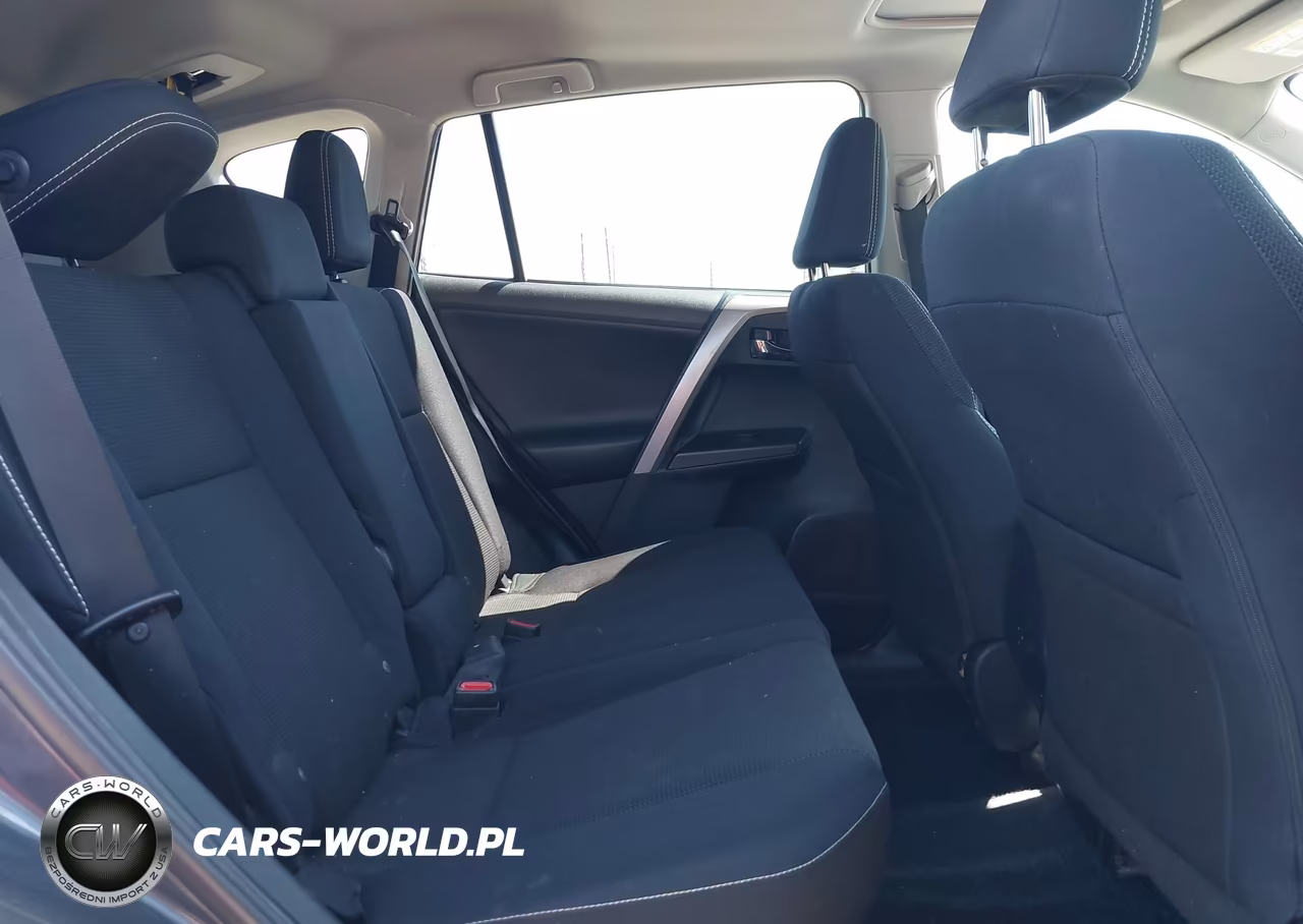 2018 Toyota Rav4 Xle VIN:2T3WFREVXJW464721 - 8