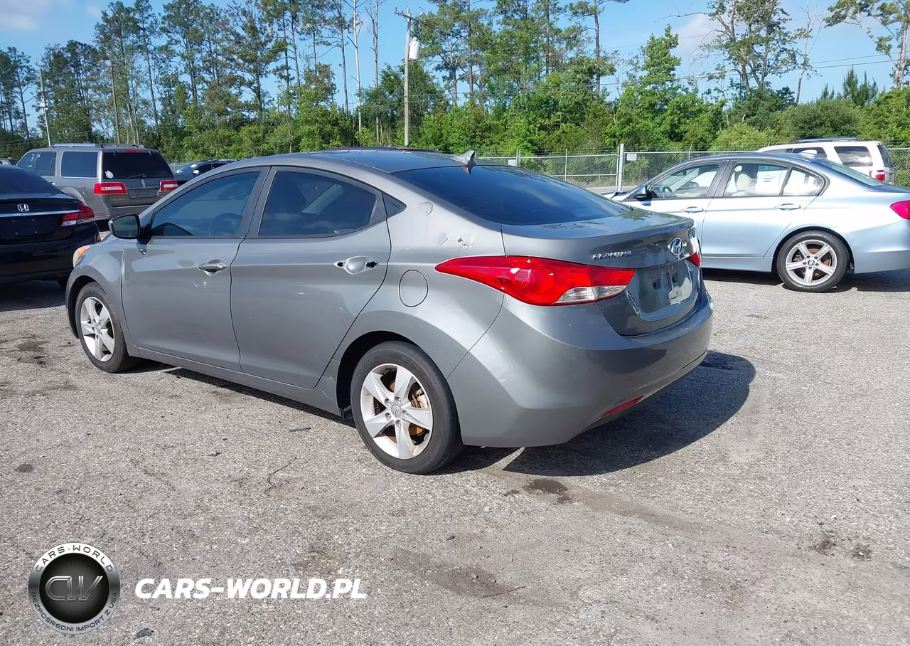 2013 Hyundai Elantra Gls VIN:5NPDH4AE4DH269039 - 3