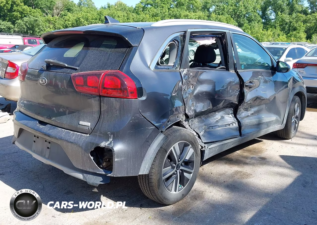 2021 Kia Niro Plug-In Hybrid Lxs VIN:KNDCM3LD7M5463229 - 4