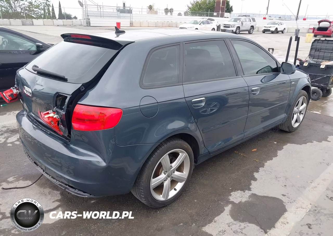 2013 Audi A3 2.0T Premium VIN:WAUKEAFM2DA033153 - 4